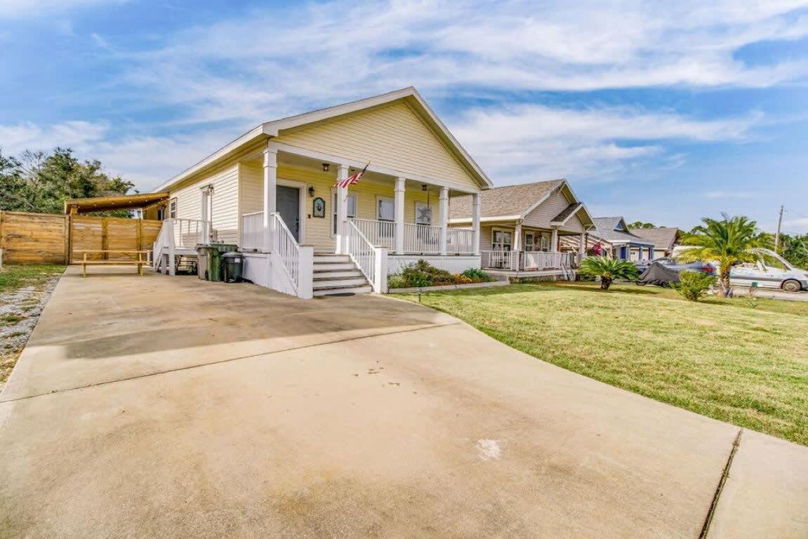 Cam'S Coastal Cottage- Nas Pensacola, Close To Beach 외부 사진