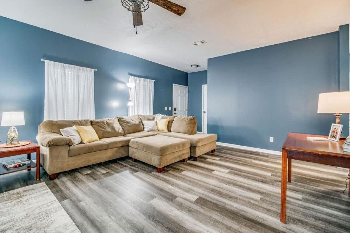 Cam'S Coastal Cottage- Nas Pensacola, Close To Beach 외부 사진