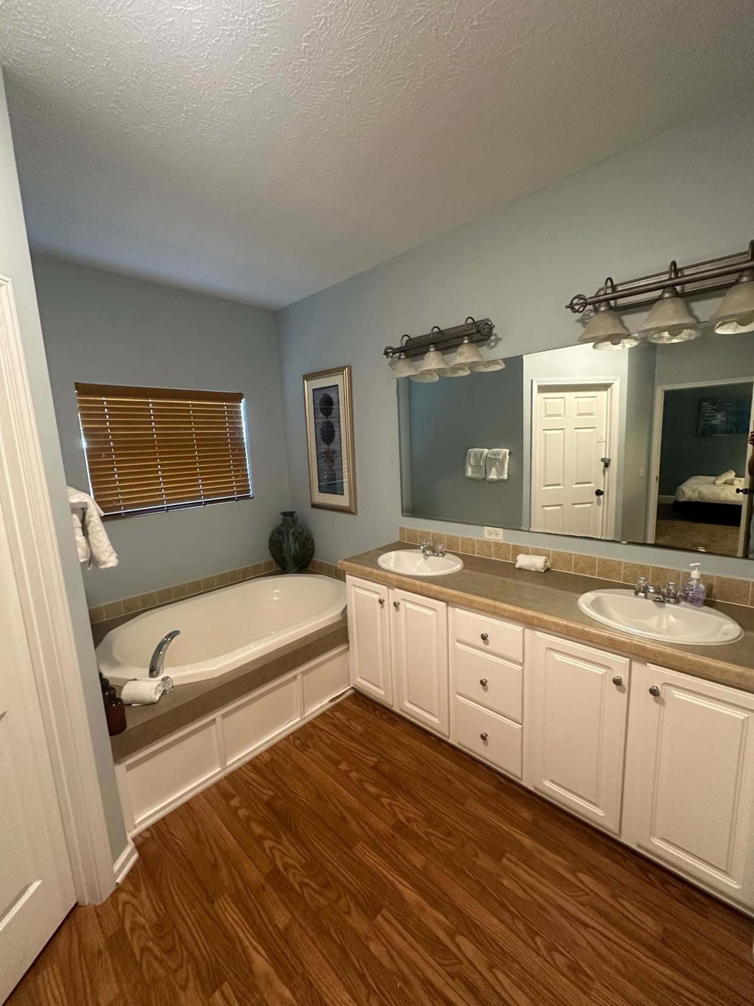 Cam'S Coastal Cottage- Nas Pensacola, Close To Beach 외부 사진